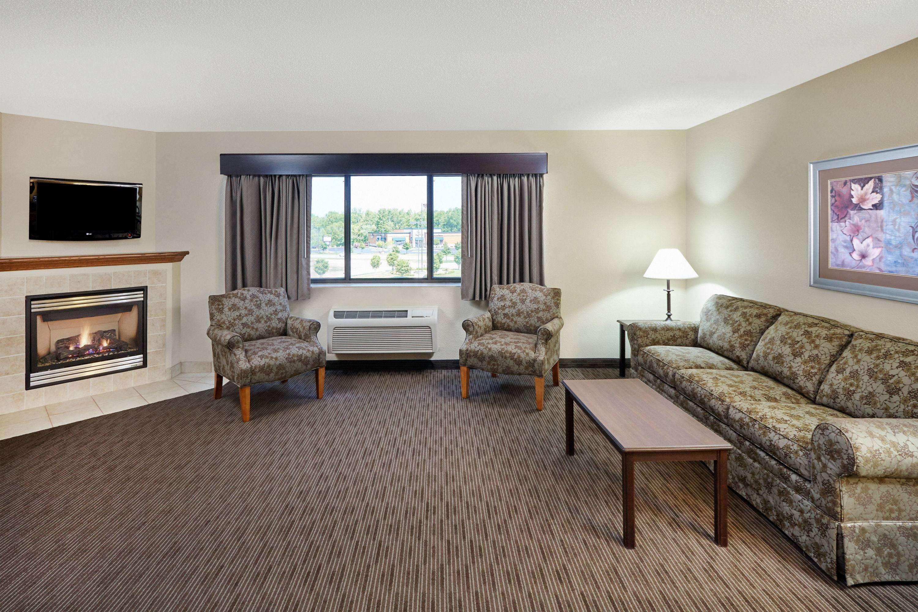 Americinn By Wyndham Green Bay East Bagian luar foto